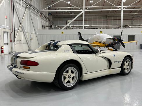 Used 1996 Dodge Viper RT/10 RWD image 10