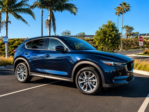 Used 2021 MAZDA CX-5 Grand Touring FWD image 4