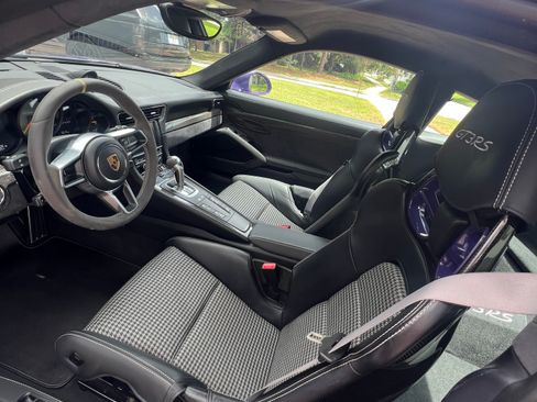 Used 2016 Porsche 911 GT3 RS image 15