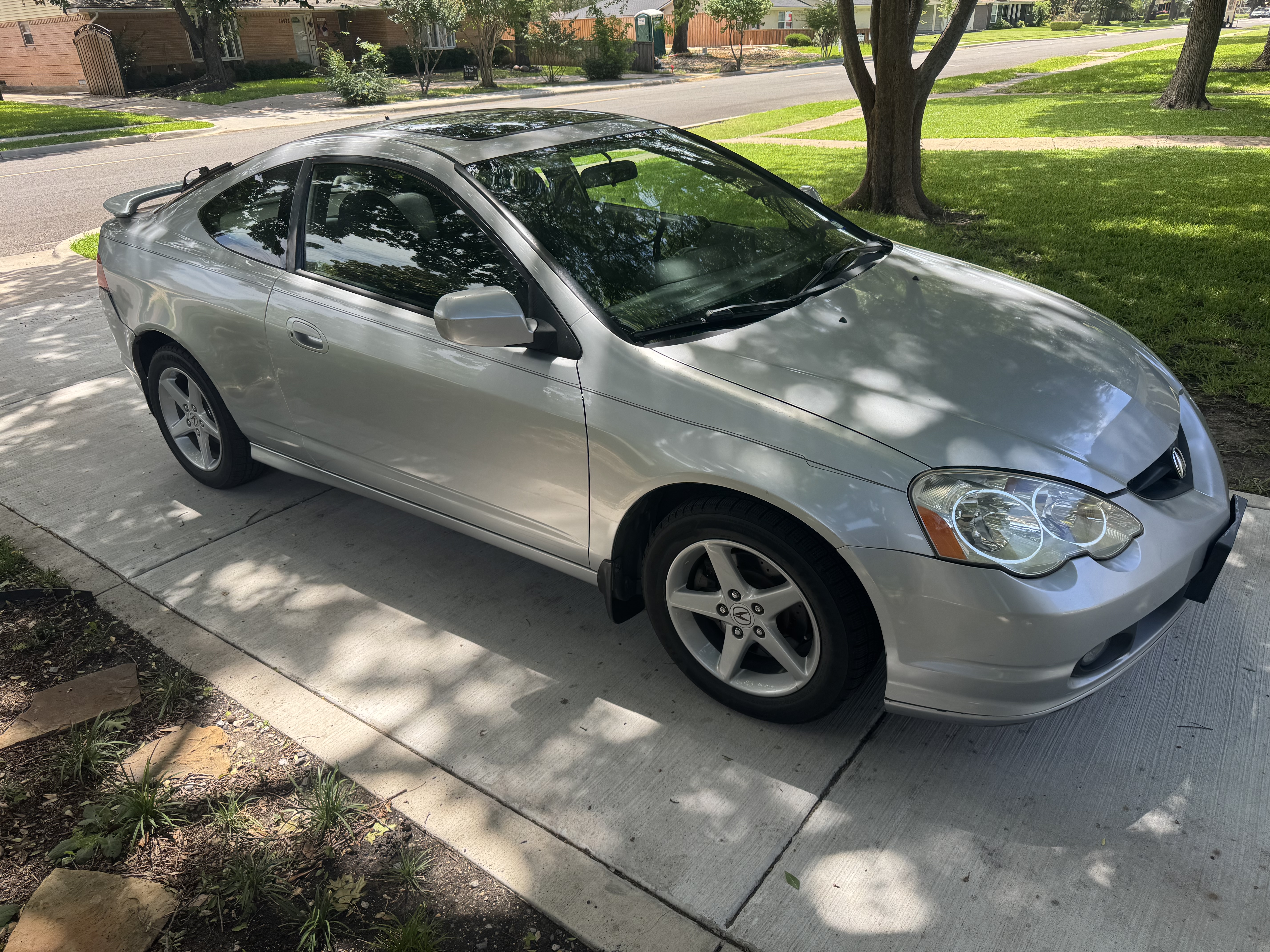 Used 2002 Acura RSX Type-S FWD image 1