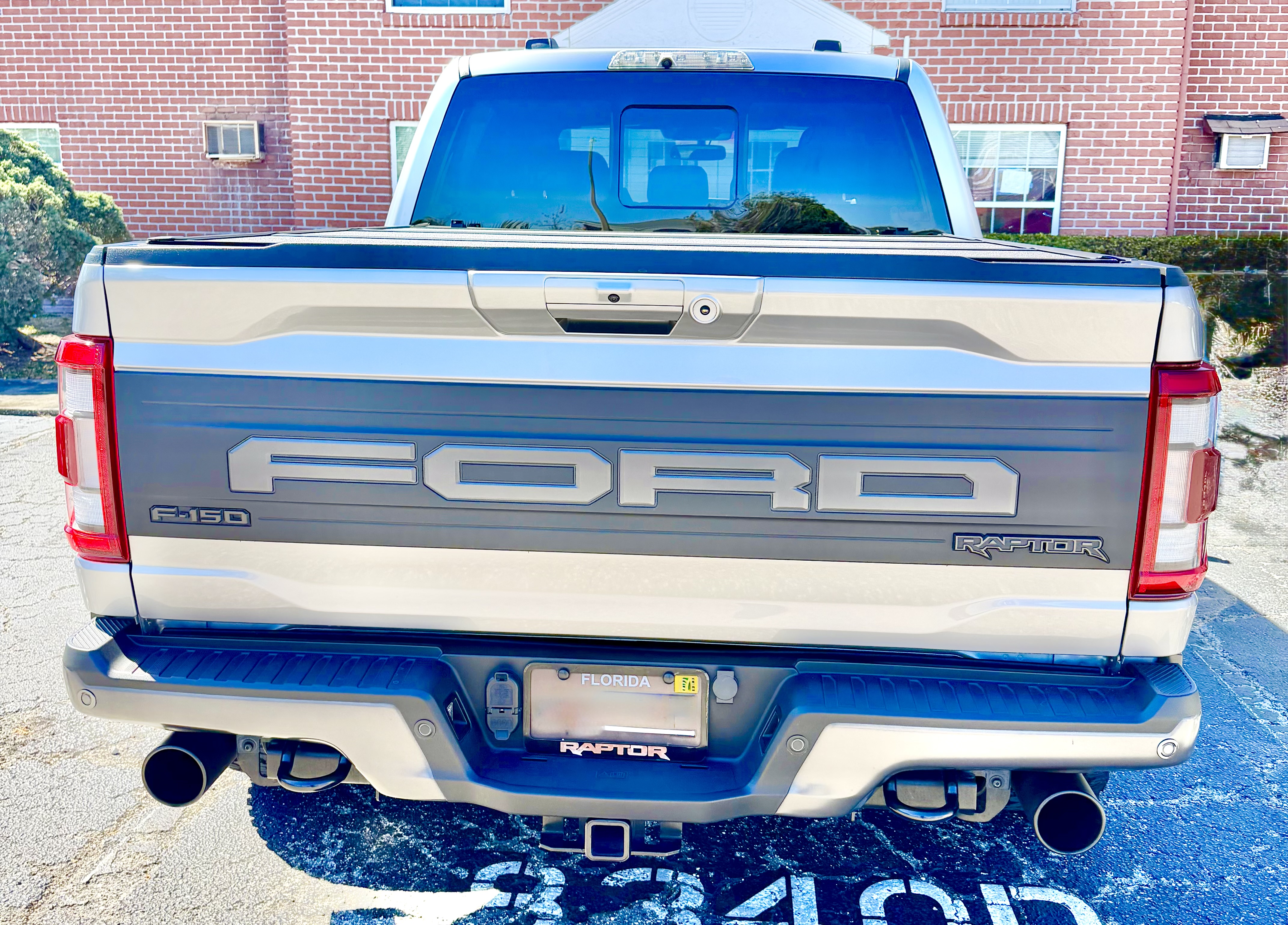 Used 2023 Ford F150 Raptor w/ Raptor Carbon Fiber Package AWD/4WD image 5