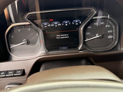 Used 2021 GMC Sierra 3500 Denali w/ Denali Ultimate Package AWD/4WD image 4