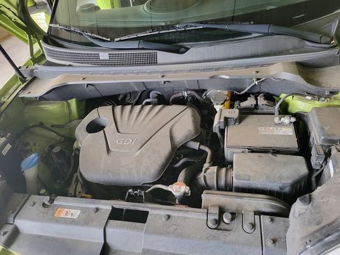 Used 2015 Kia Soul EV image 6