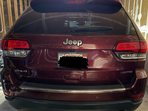 Used 2020 Jeep Grand Cherokee Limited w/ Luxury Group II image 12