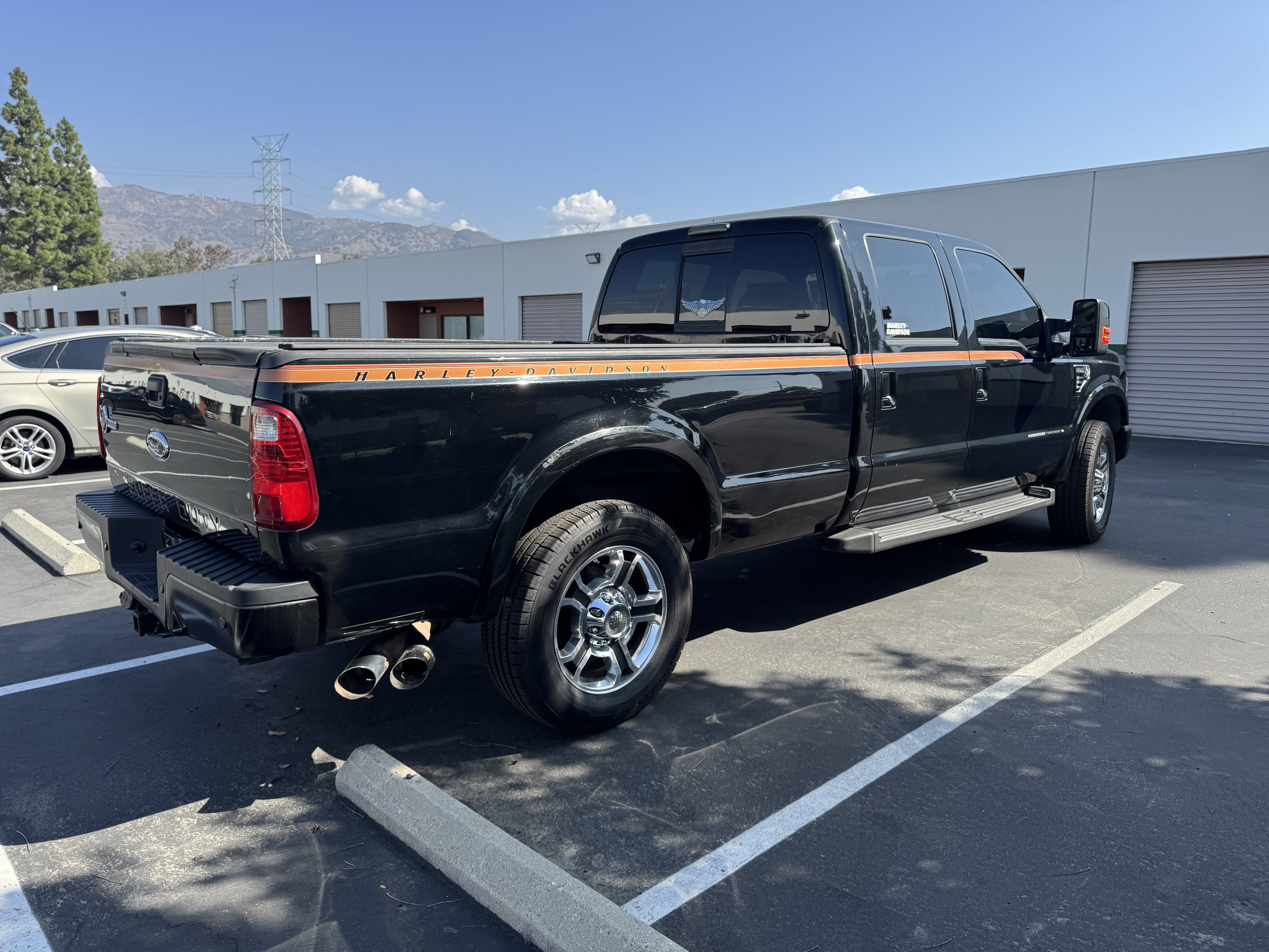 Used 2008 Ford F250 Harley-Davidson AWD/4WD image 9