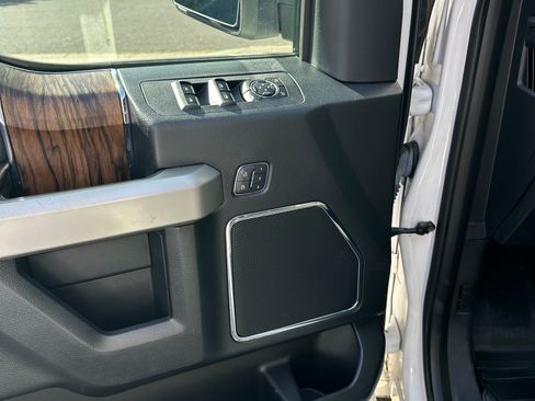 Used 2018 Ford F150 Lariat w/ Equipment Group 501A Mid AWD/4WD image 16