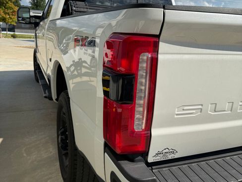 Used 2024 Ford F350 Lariat w/ Lariat Ultimate Package AWD/4WD image 14