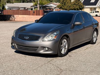 Used 2012 INFINITI G37 Journey w/ Premium Pkg