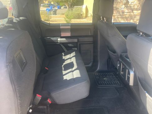 Used 2016 Ford F150 XLT w/ Equipment Group 302A Luxury image 4