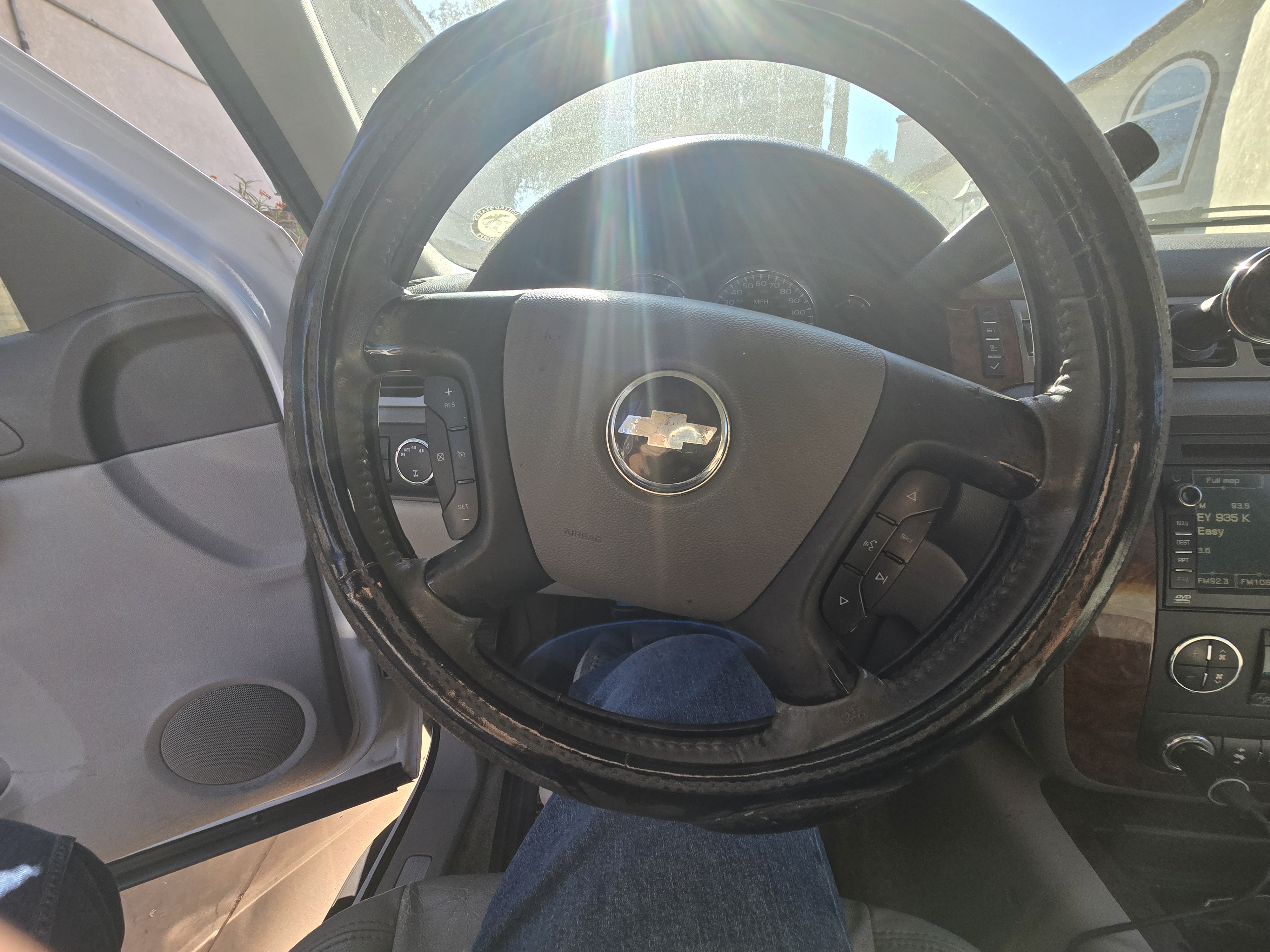 Used 2007 Chevrolet Suburban LTZ w/ LTZ Preferred Equipment Group AWD/4WD image 25