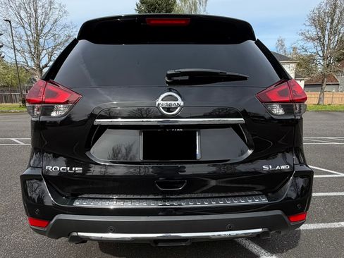 Used 2019 Nissan Rogue SL w/ Premium Package image 8