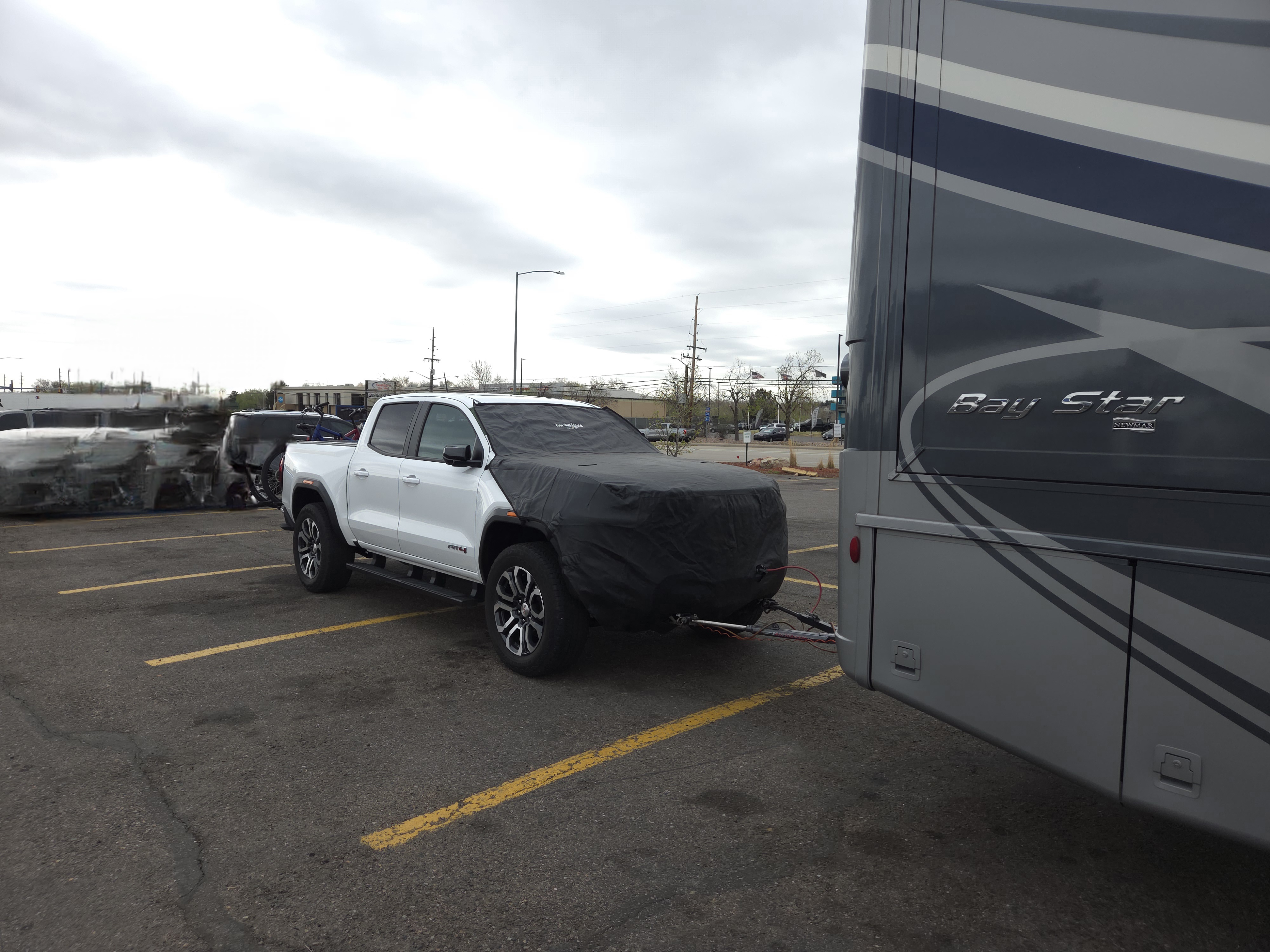 Used 2024 GMC Canyon AT4 w/ Canyon Safety Plus Package AWD/4WD image 8