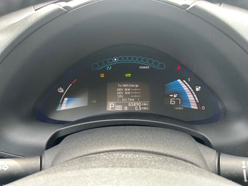 Used 2013 Nissan Leaf SV w/ LED & Quick Charge Pkg FWD image 15