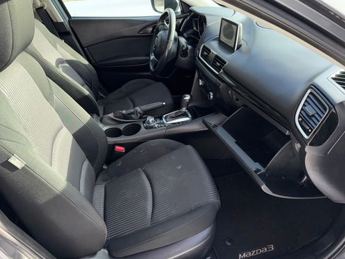 Used 2014 MAZDA MAZDA3 i Touring w/ Technology Package image 18