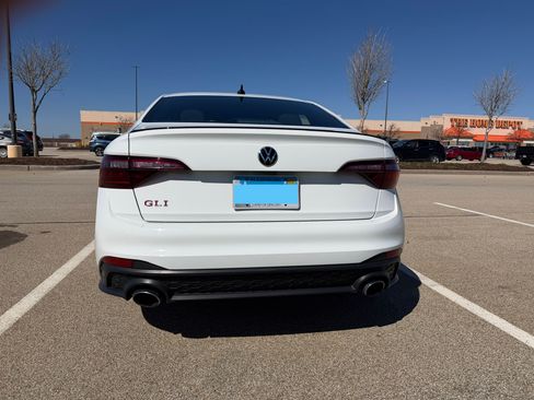 Used 2024 Volkswagen Jetta GLI 40th Anniversary Edition image 2