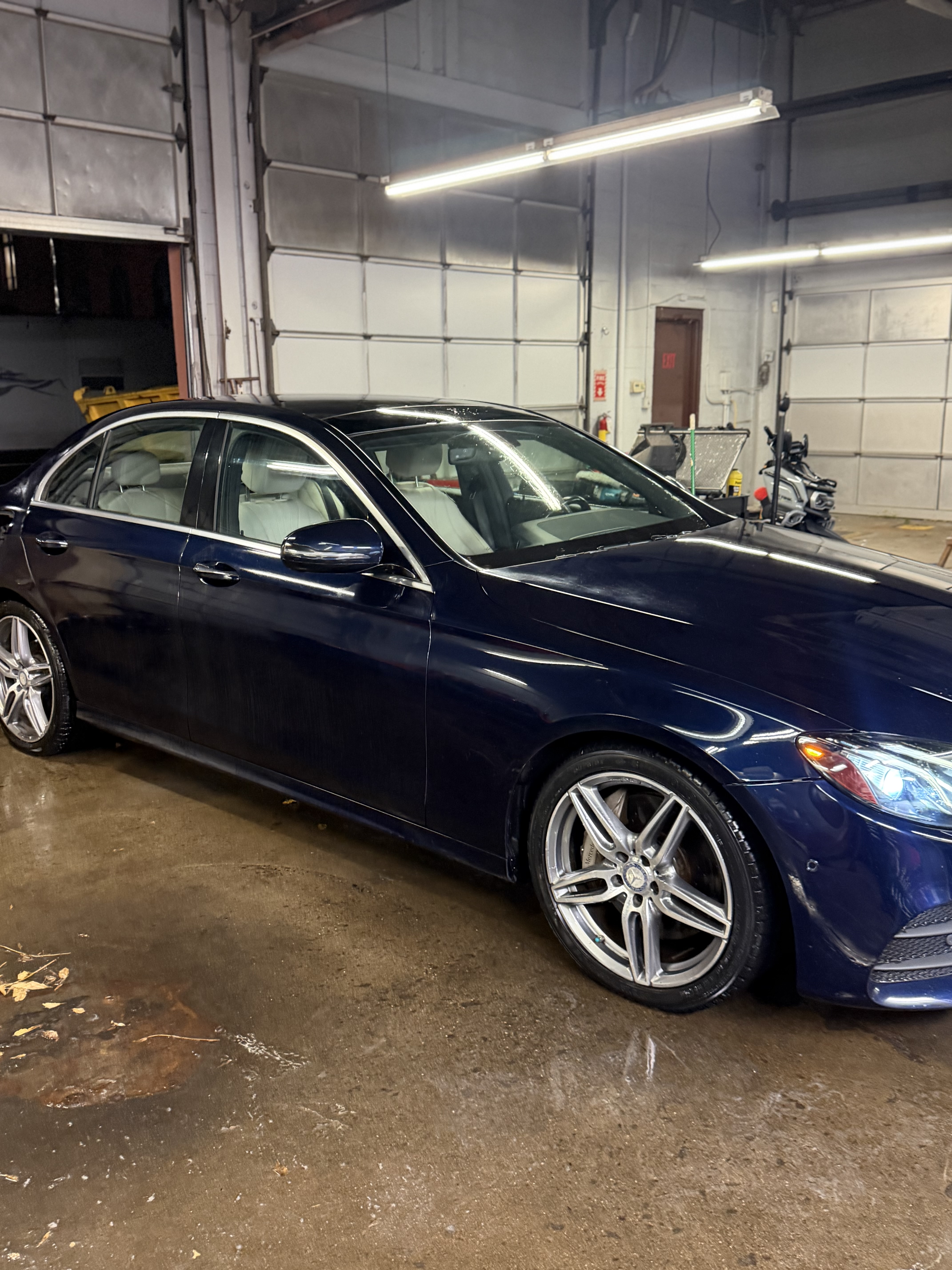 Used 2017 Mercedes-Benz E 300 image 12