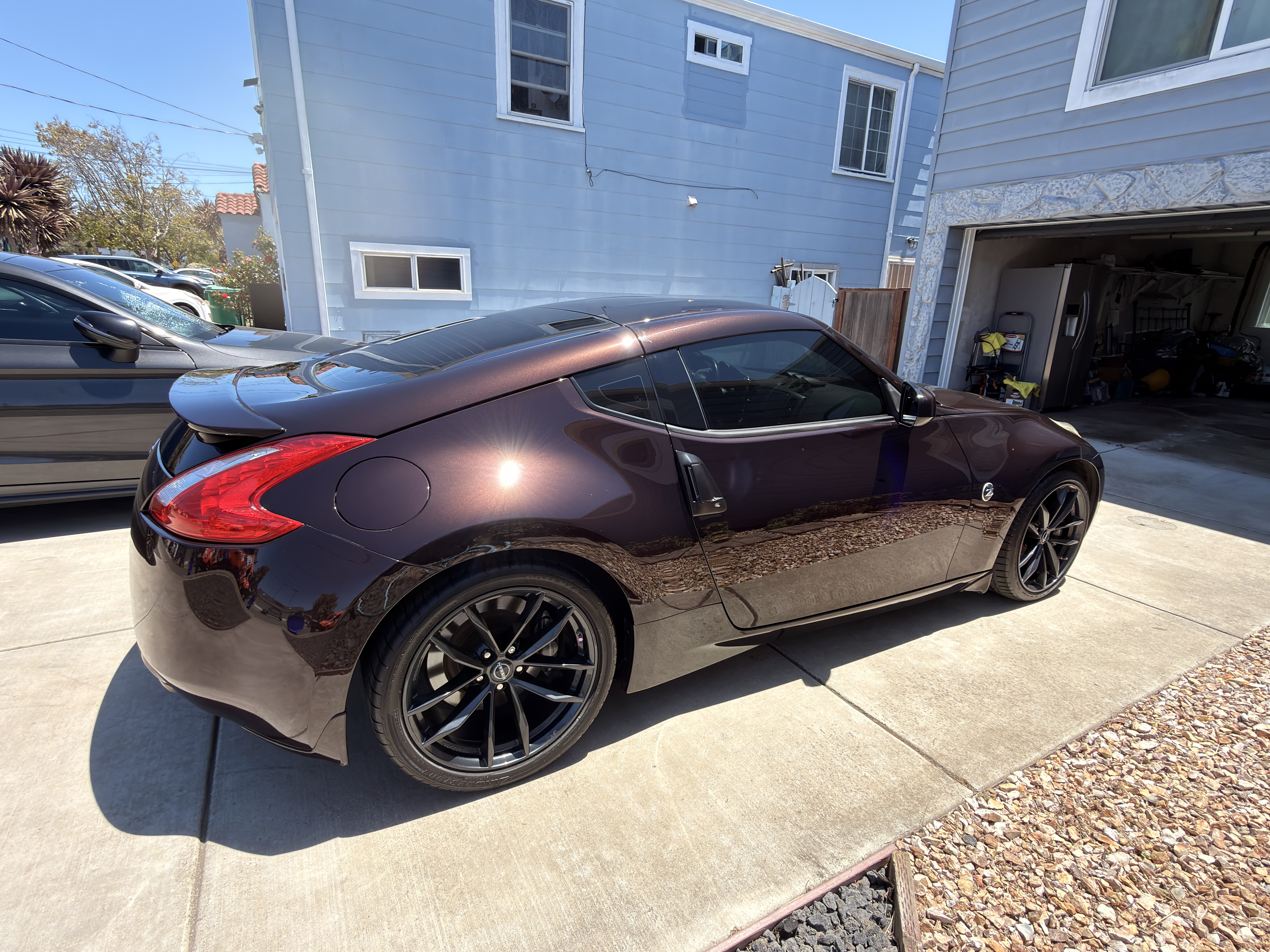 Used 2011 Nissan 370Z Coupe w/ Sport Pkg RWD image 6