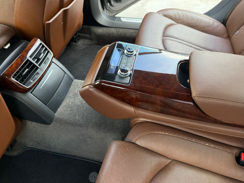 Used 2011 Audi A8 L 4.2 image 16