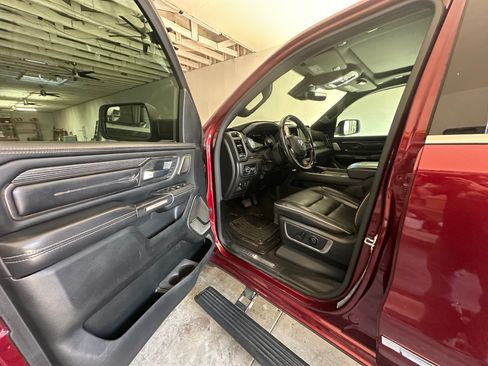 Used 2020 RAM 1500 Limited image 9