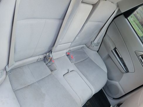 Used 2013 Subaru Forester 2.5X Premium w/ All-Weather Plus Pkg image 16