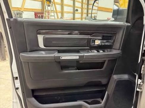 Used 2017 RAM 2500 Limited image 9