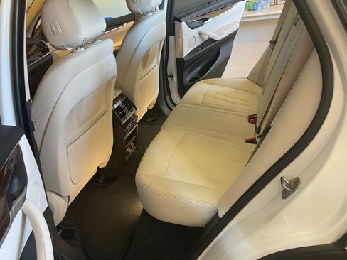 Used 2015 BMW X5 xDrive35i image 5