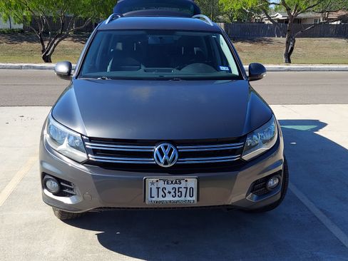 Used 2014 Volkswagen Tiguan SE image 5