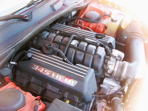 Used 2009 Dodge Challenger R/T image 18