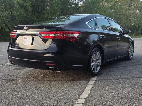 Used 2013 Toyota Avalon XLE image 15