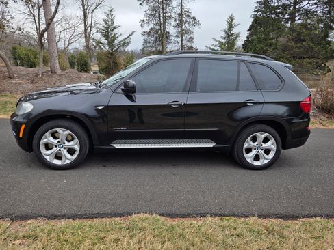 Used 2011 BMW X5 xDrive50i image 6