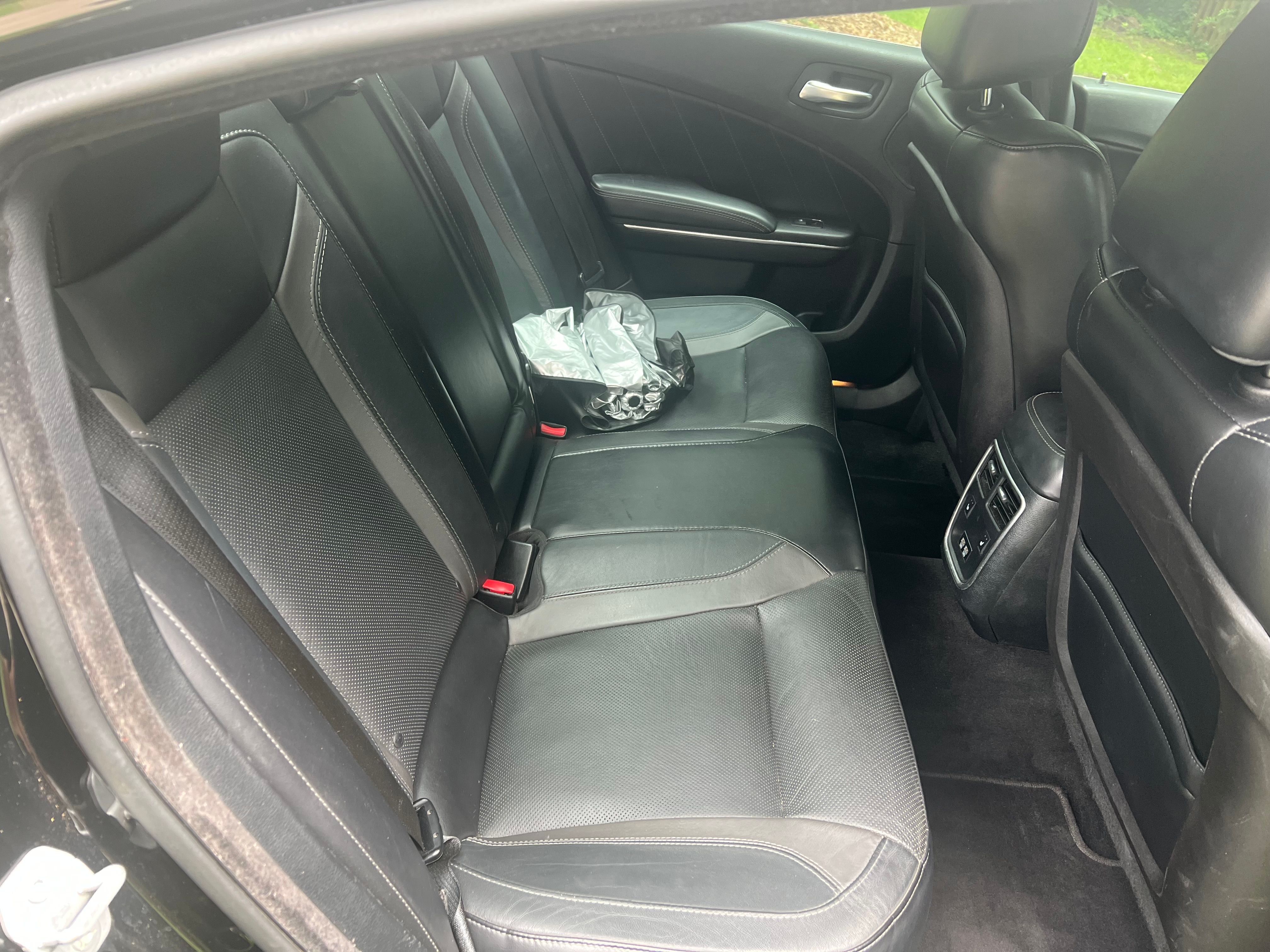 Used 2015 Dodge Charger R/T w/ Plus Group RWD image 5
