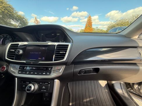 Used 2015 Honda Accord EX-L image 9