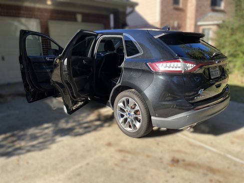 Used 2015 Ford Edge Titanium w/ Equipment Group 302A image 6