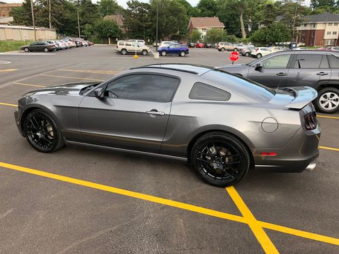 Used 2013 Ford Mustang Coupe RWD image 6