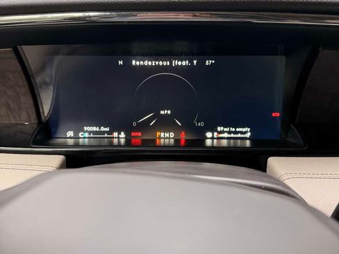 Used 2020 Lincoln Navigator Reserve w/ Luxury Package image 18