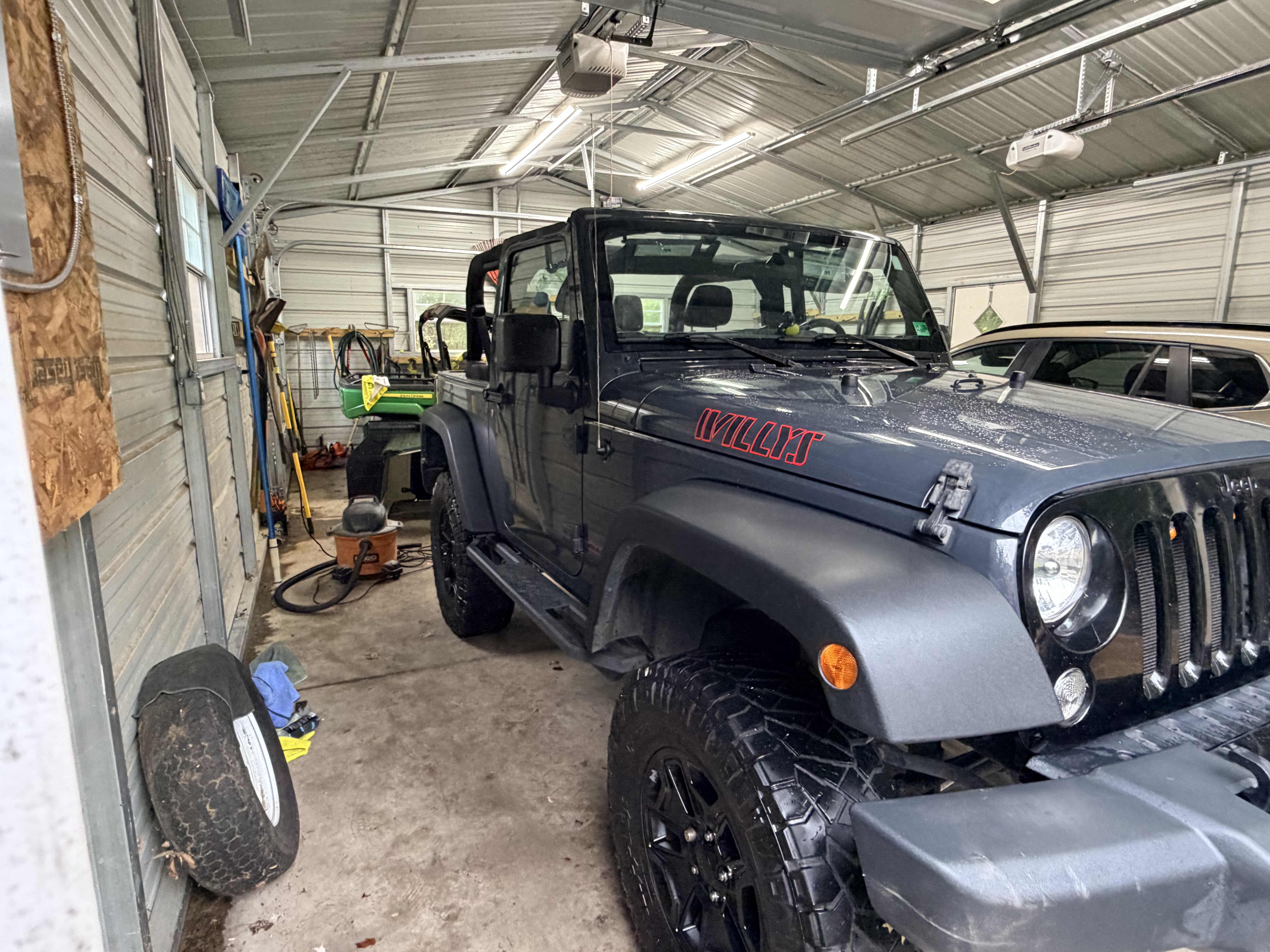 Used 2017 Jeep Wrangler Sport AWD/4WD image 4