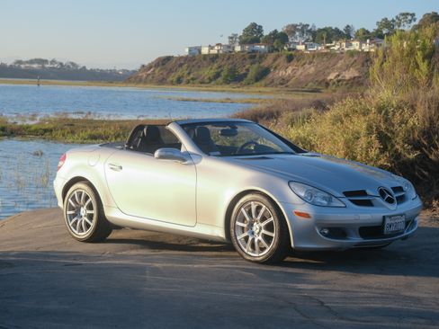 Used 2006 Mercedes-Benz SLK 350 image 1