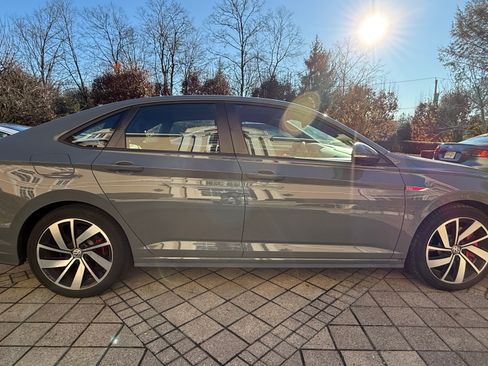 Used 2021 Volkswagen Jetta GLI image 6