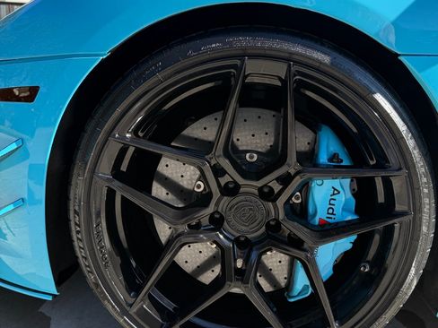Used 2017 Audi R8 V10 plus AWD/4WD image 10