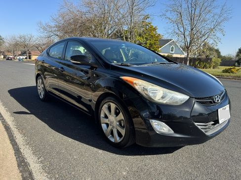 Used 2013 Hyundai Elantra Limited image 11