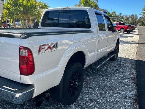 Used 2013 Ford F250 Lariat w/ Lariat Ultimate Pkg image 4