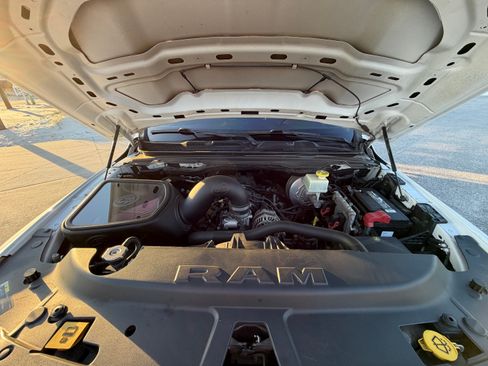 Used 2019 RAM 1500 Laramie image 26