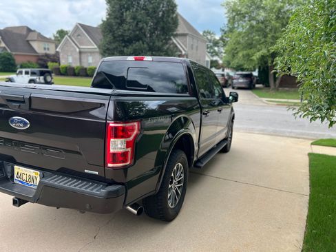 Used 2020 Ford F150 XLT w/ Equipment Group 302A Luxury AWD/4WD image 12