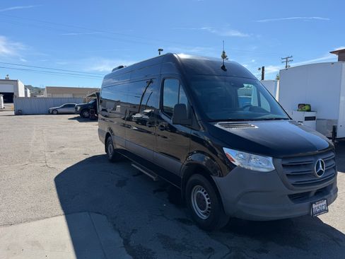 Used 2020 Mercedes-Benz Sprinter 2500 image 5