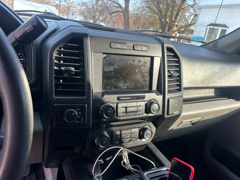 Used 2018 Ford F150 XL w/ Equipment Group 101A Mid image 10