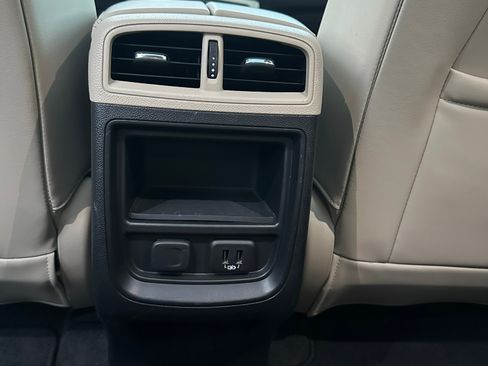 Used 2020 Buick Envision Preferred AWD/4WD image 23