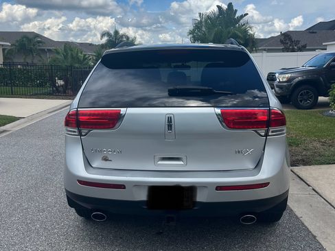 Used 2013 Lincoln MKX FWD w/ Class II Trailer Tow Pkg image 5