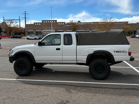 Used 2002 Toyota Tacoma 4x4 Xtracab V6 image 1