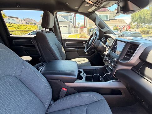 Used 2021 RAM 1500 Big Horn RWD image 17