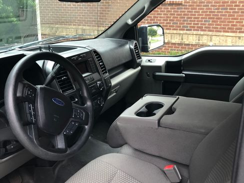 Used 2018 Ford F150 XLT image 8